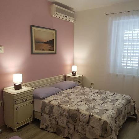Apartments Kurtic Makarska Bagian luar foto