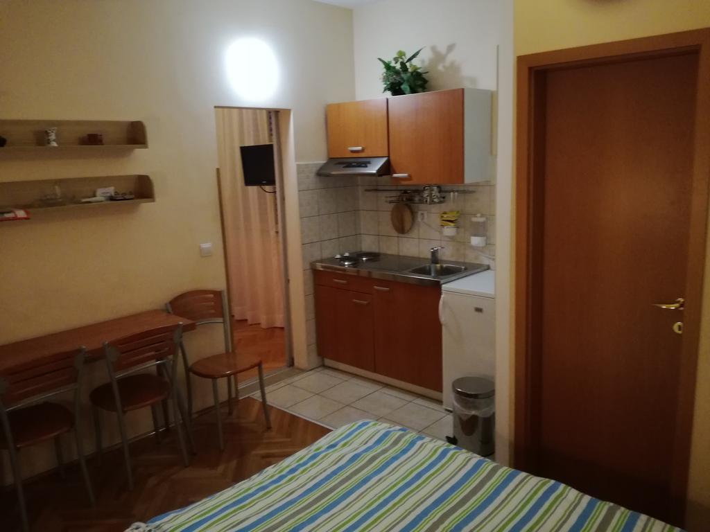 Apartments Kurtic Makarska Bagian luar foto