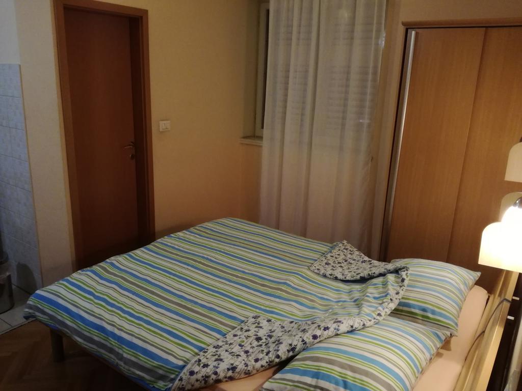 Apartments Kurtic Makarska Bagian luar foto